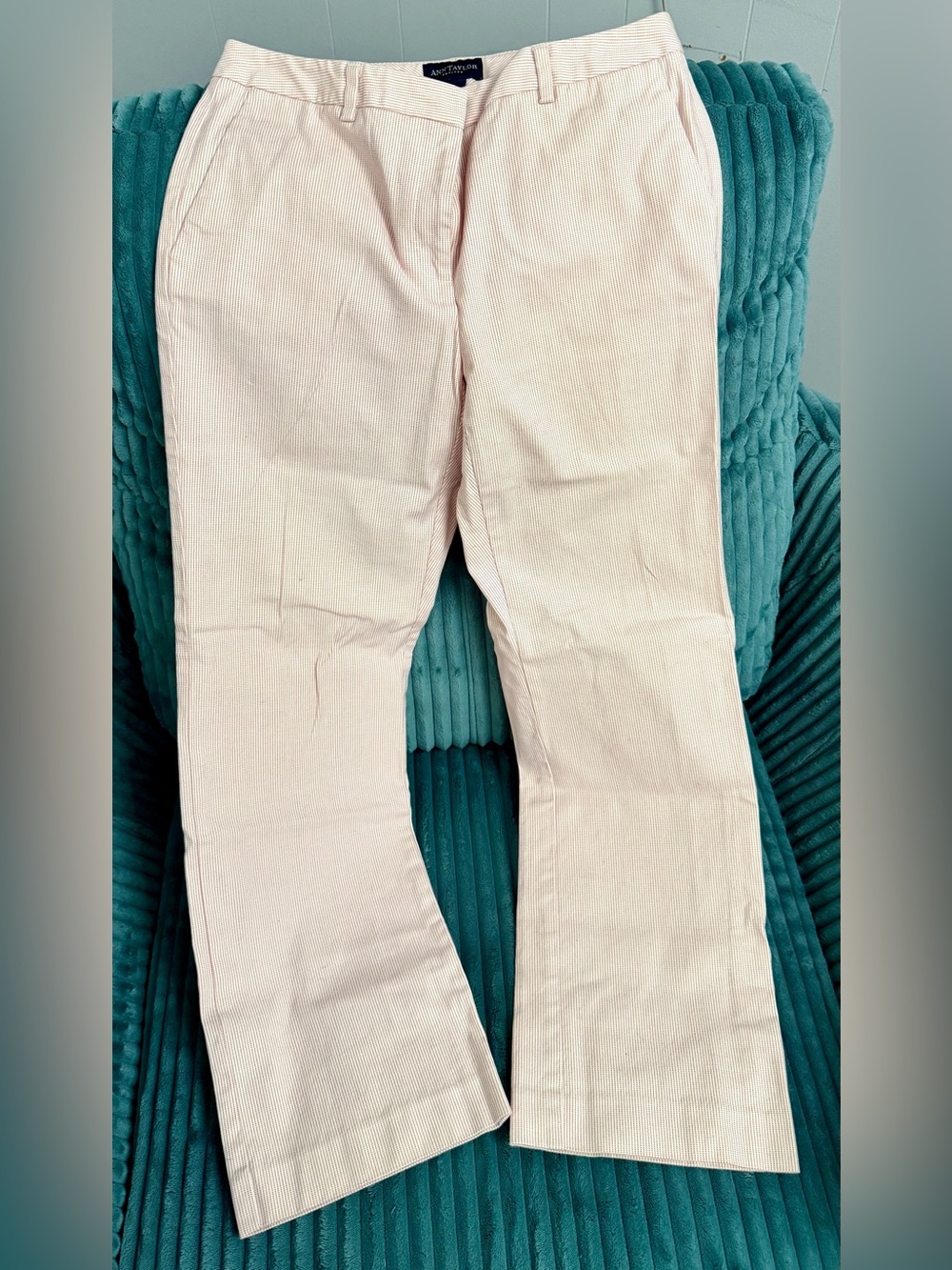 Ann Taylor mid-rise pink pinstripe dress pants, Size 8
